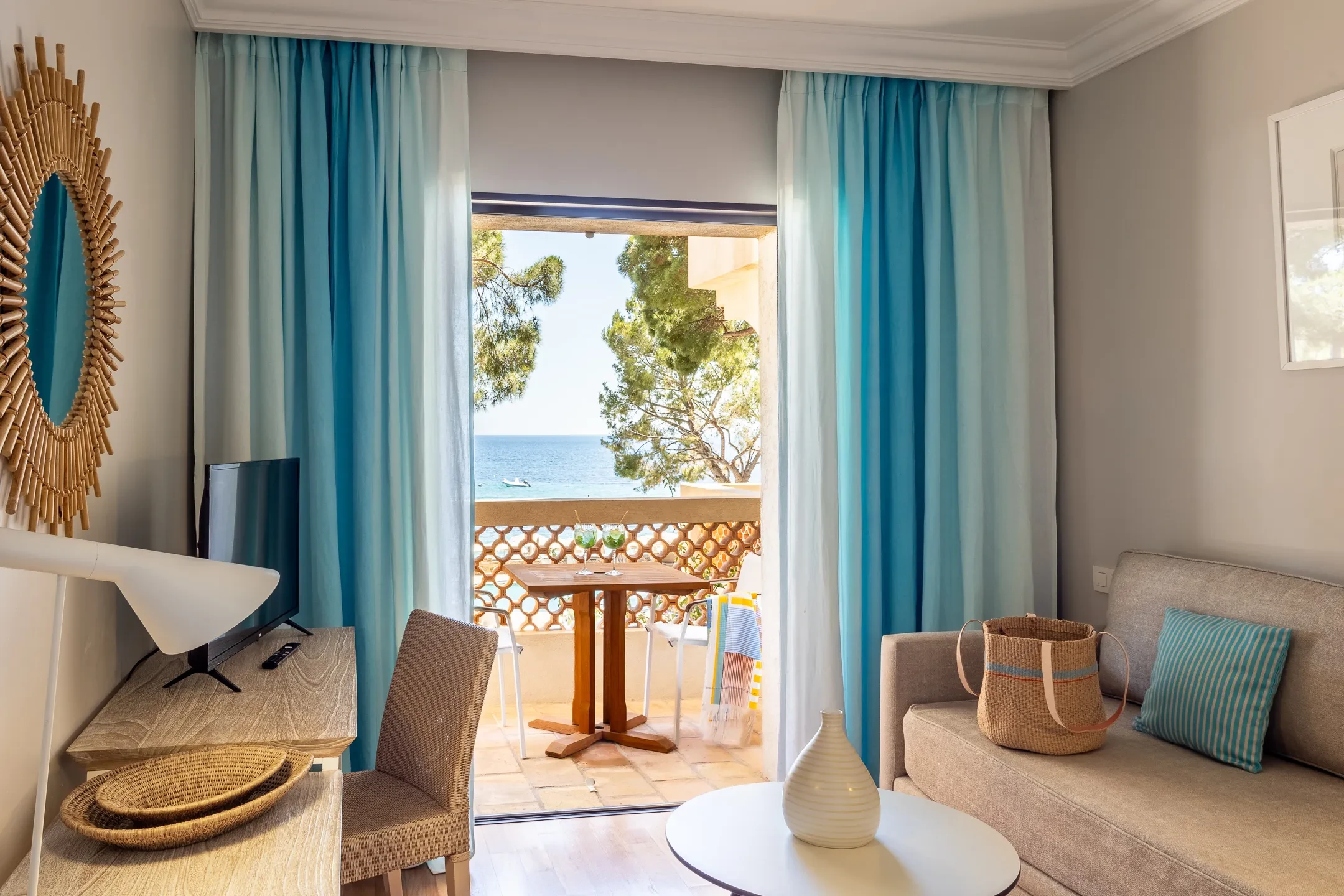 ch 418 002 24 5p6a8609 2160p